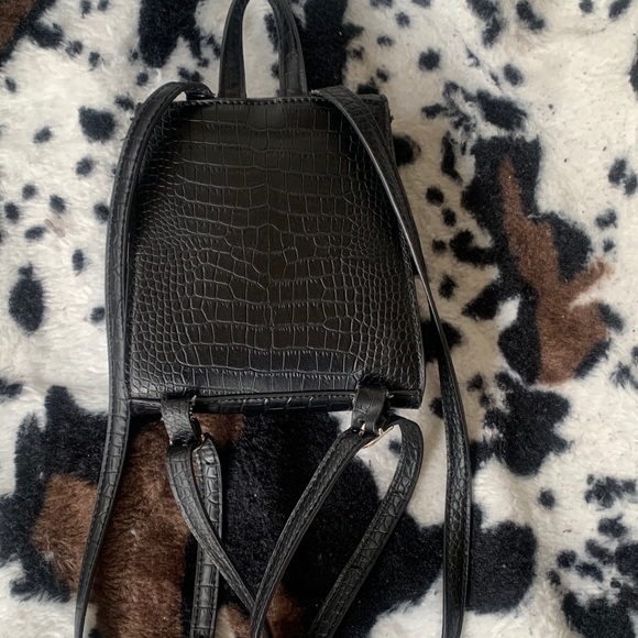 SOLD ON DEPOP - Picture 4 of 8